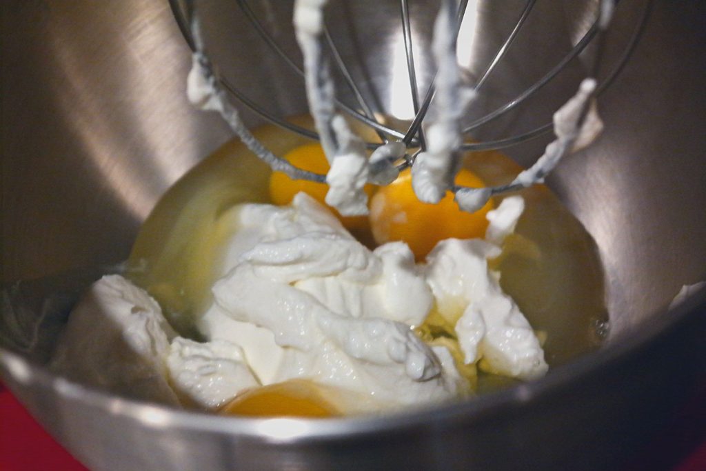 sourcream-eggs-in-mixer