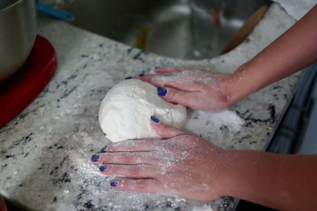 kneading dough_1350x900