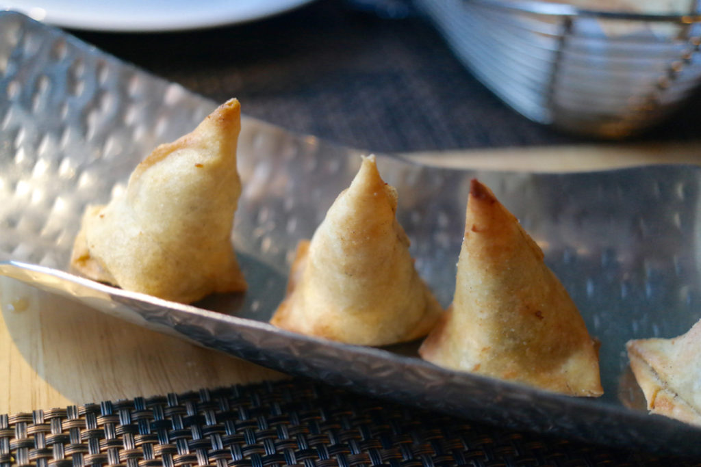 samosas_1350x900