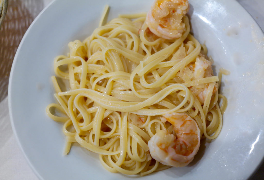 shrimp pasta_1319x900