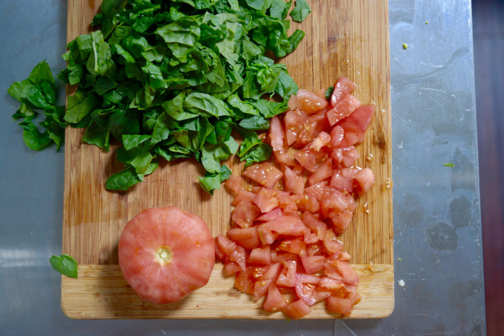 tomato spinach_1350x900