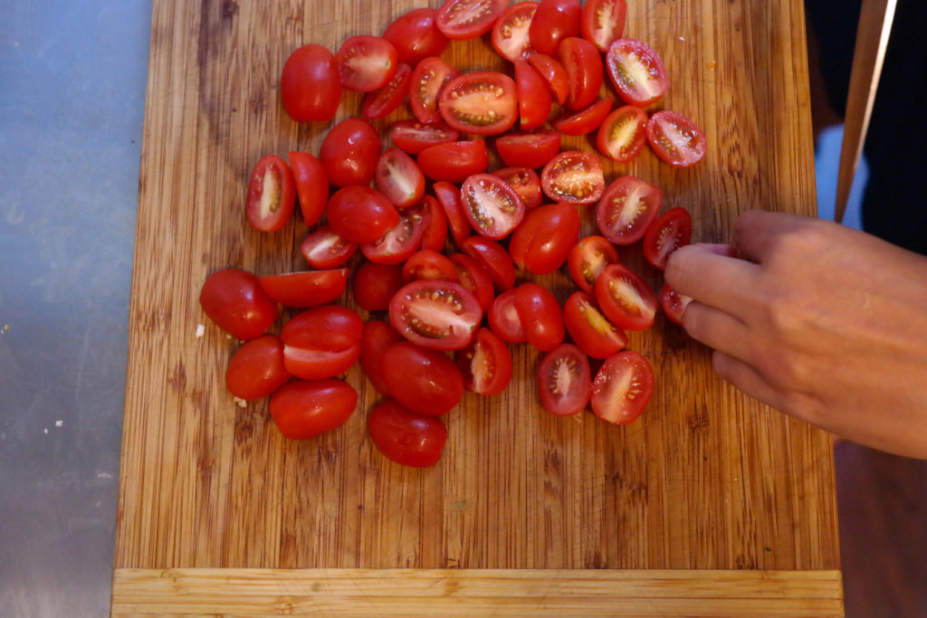 tomatoes_1350x900