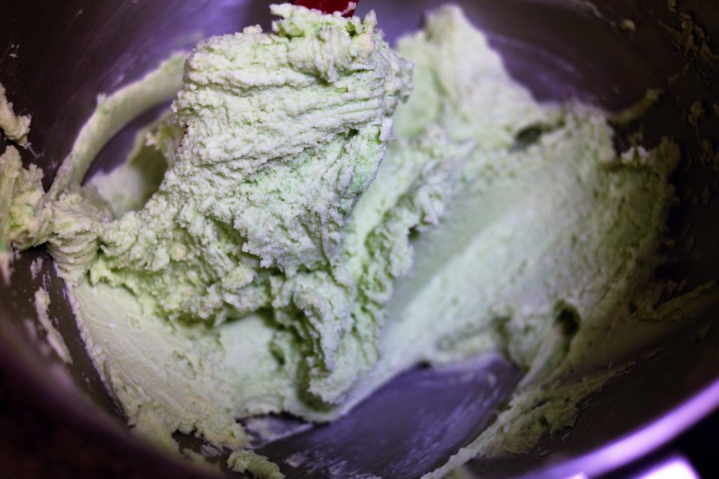 colored_green_dough