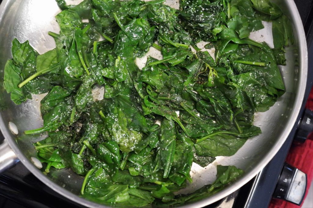 cooked-spinach-seasoned