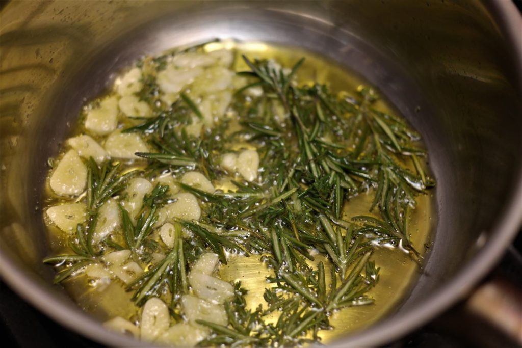 cooking-garlic-rosemary