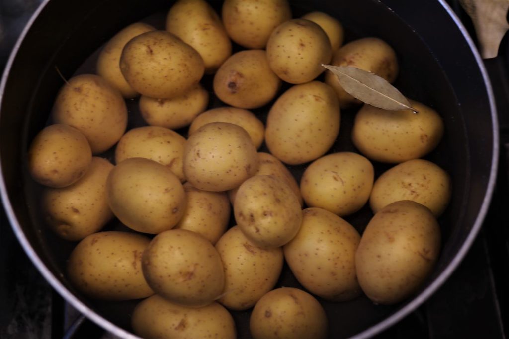 potatoes-in-water