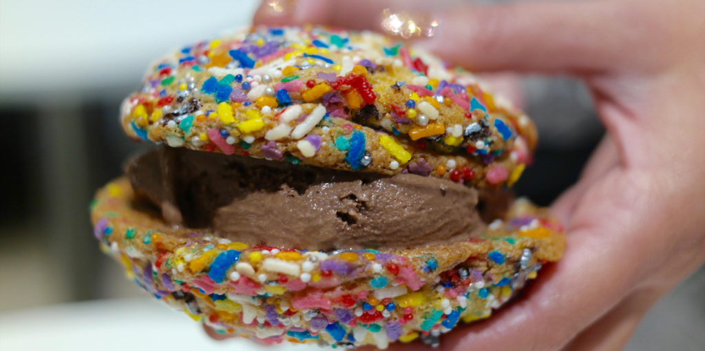 disco cookie sandwich_1804x900