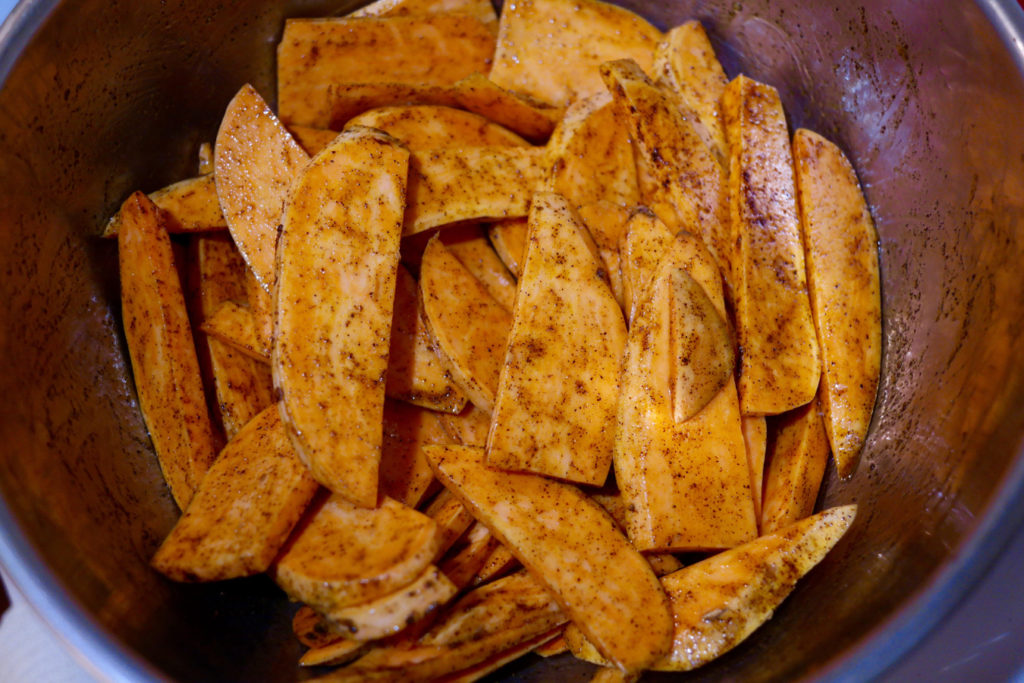 spiced sweet potatoes_1350x900