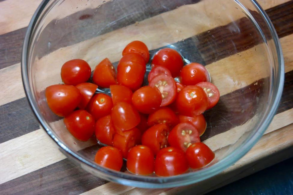 tomatoes_1349x900