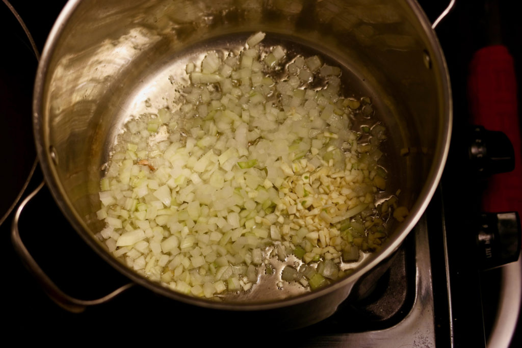 garlic onions_1350x900