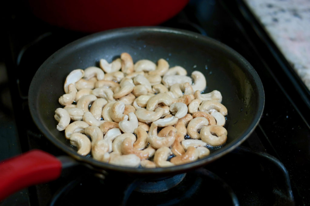 cashews_1350x900