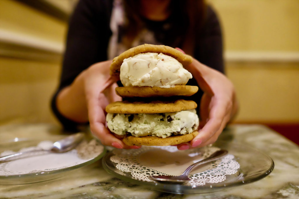 ice cream sandwiches_1350x900