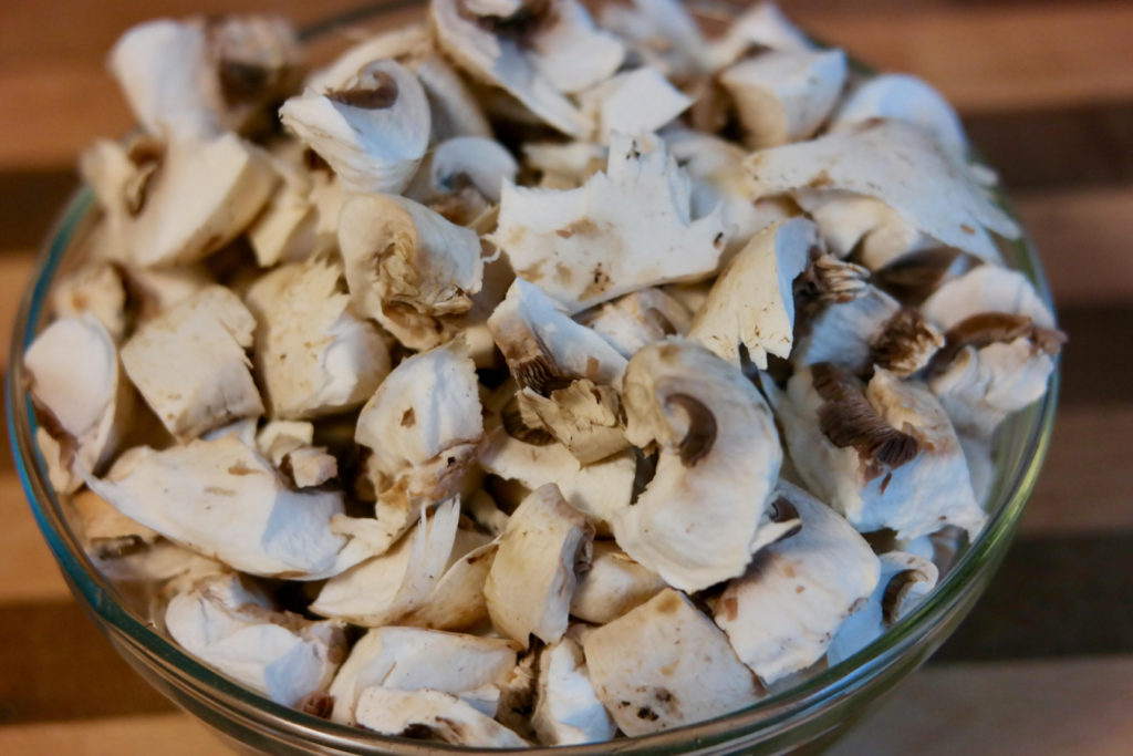 mushrooms_1350x900
