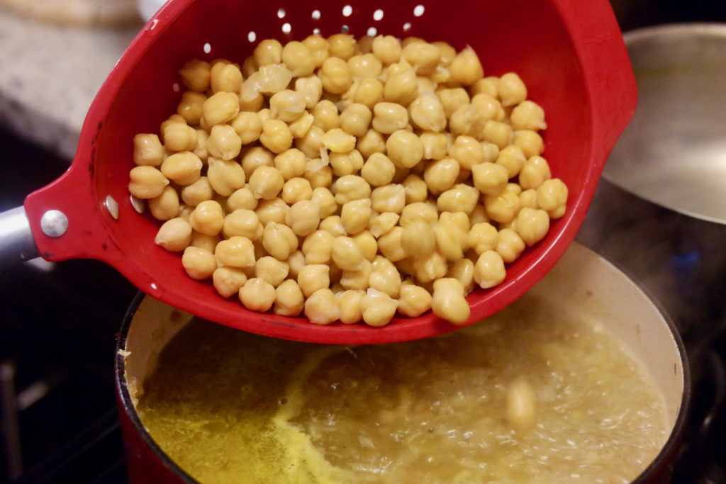 chickpeas_1350x900