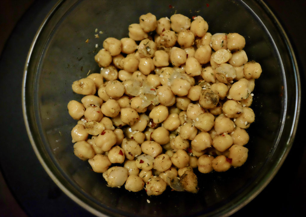 mixed chickpeas_1267x900