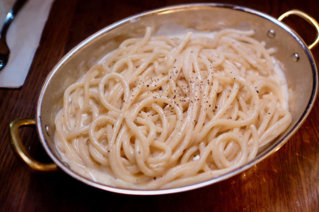 cacio e pepe_1351x900