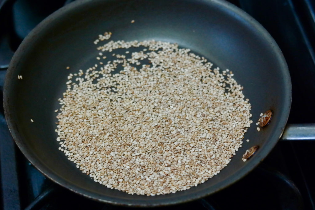 sesame seeds_1350x900