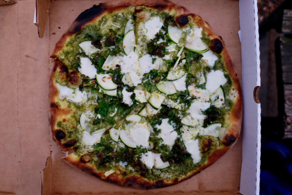 green pizza_1350x900