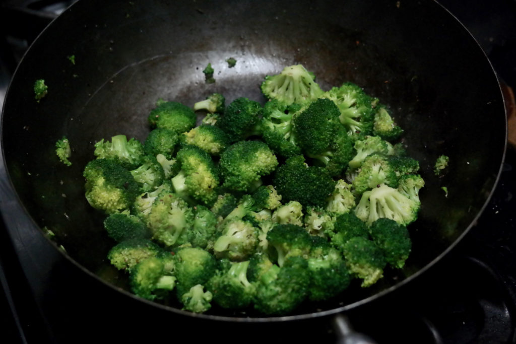 broccoli_1350x900
