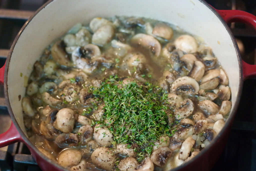 mushroom and herbs_1350x900