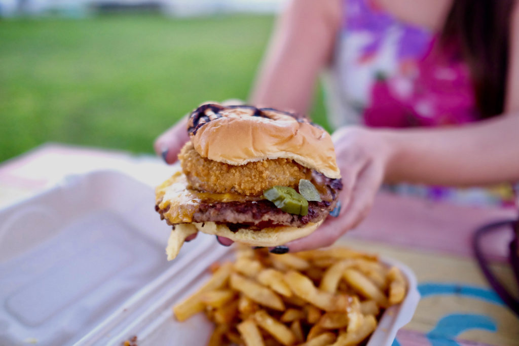 veggie burger_1350x900