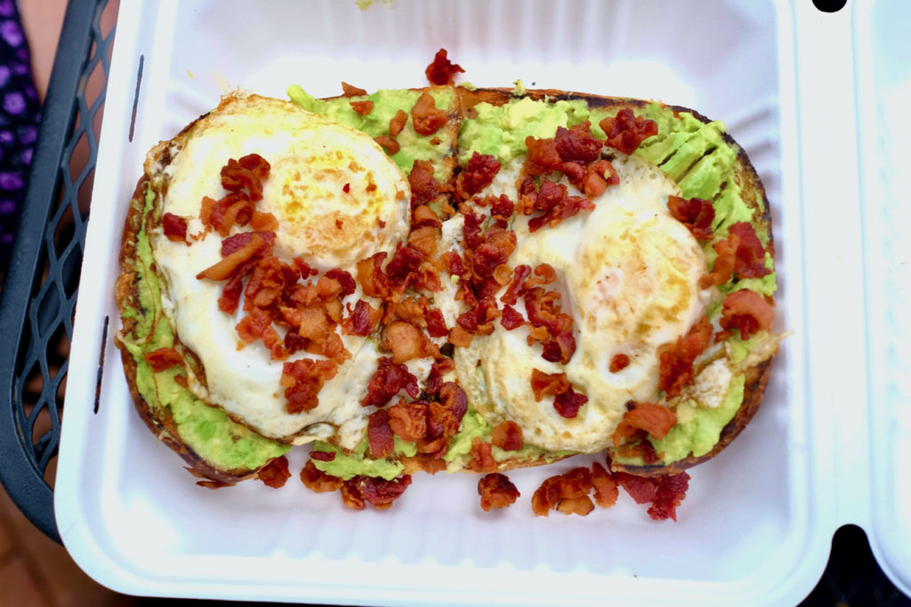 bacon avo toast_clean_1350x900